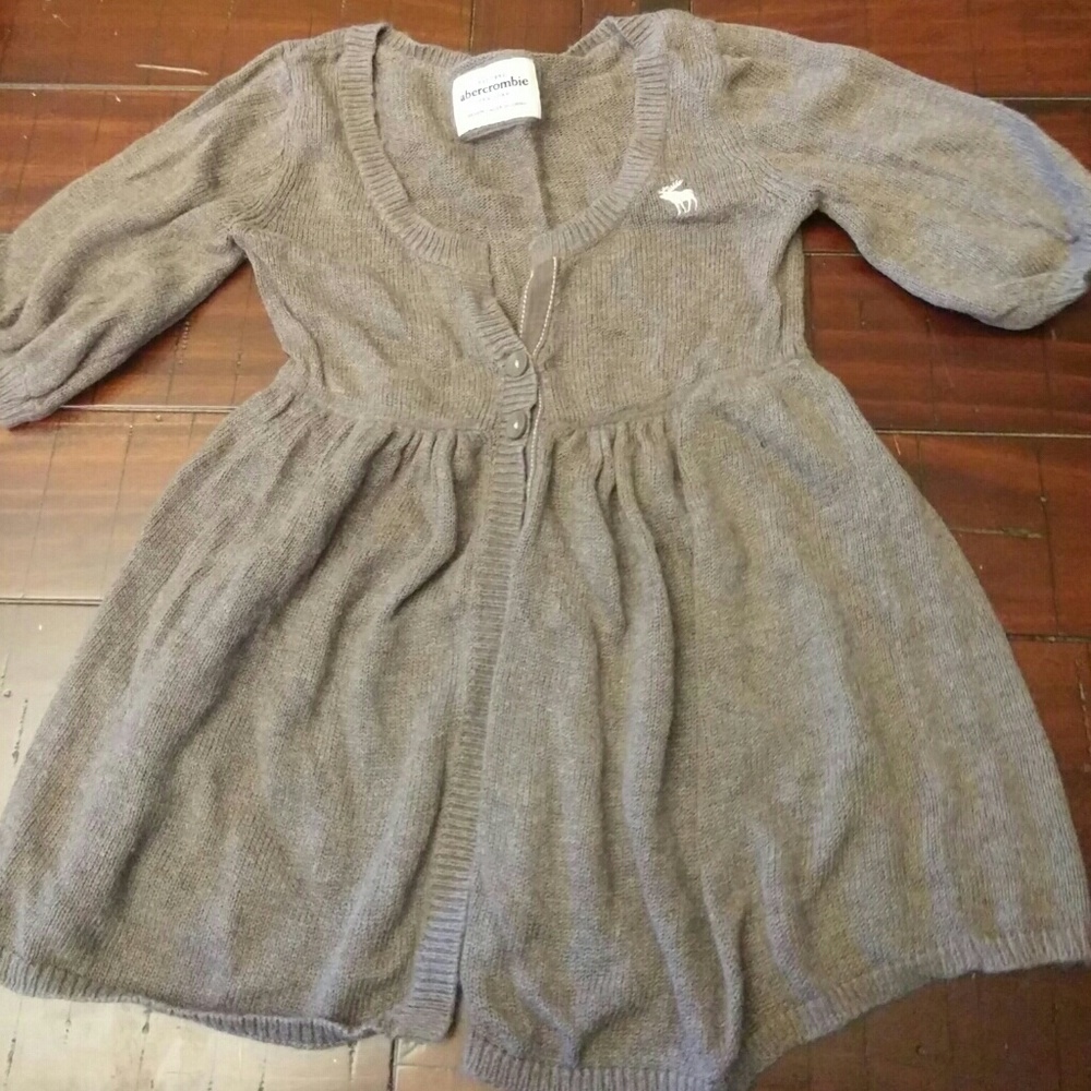 Girl's Abercrombie cardigan